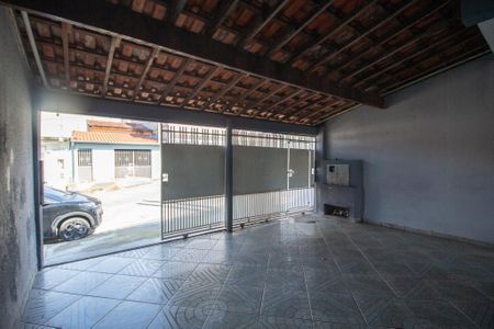 Garagem de casa para alugar com 4 quartos, 178m² em Jardim Santa Lucia, Sorocaba