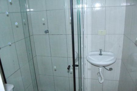 Banheiro de kitnet/studio para alugar com 1 quarto, 34m² em República, São Paulo