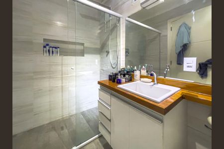 Apartamento para alugar com 78m², 3 quartos e 1 vaga Apartamento para alugar com 78m², 3 quartos e 1 vagaBanheiro