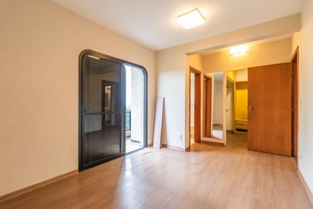 Apartamento à venda com 130m², 3 quartos e 2 vagasSuíte