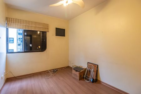 Apartamento à venda com 130m², 3 quartos e 2 vagasQuarto 2