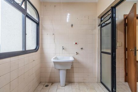 Apartamento à venda com 130m², 3 quartos e 2 vagasÁrea de Serviço