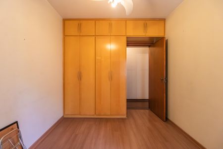 Apartamento à venda com 130m², 3 quartos e 2 vagasQuarto 2