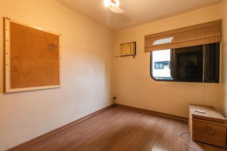 Apartamento à venda com 130m², 3 quartos e 2 vagasQuarto 1