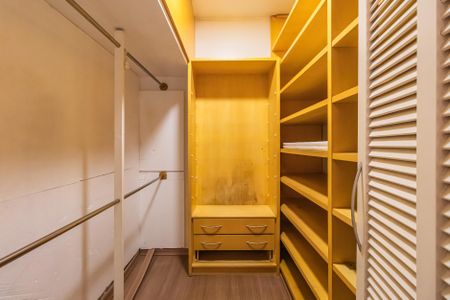 Apartamento à venda com 130m², 3 quartos e 2 vagasSuíte