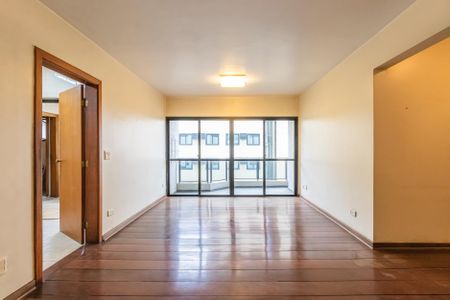Apartamento à venda com 130m², 3 quartos e 2 vagasSala