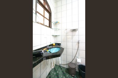 Casa para alugar com 280m², 4 quartos e 2 vagas Casa para alugar com 280m², 4 quartos e 2 vagasBanheiro da suíte