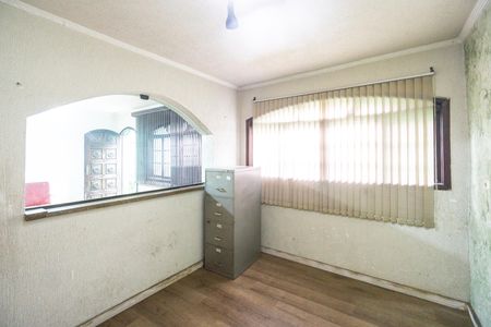 Casa para alugar com 280m², 4 quartos e 2 vagas Casa para alugar com 280m², 4 quartos e 2 vagasQuarto 02