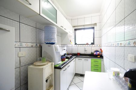Casa para alugar com 280m², 4 quartos e 2 vagas Casa para alugar com 280m², 4 quartos e 2 vagasCozinha