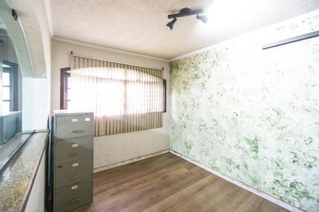 Casa para alugar com 280m², 4 quartos e 2 vagas Casa para alugar com 280m², 4 quartos e 2 vagasQuarto 02