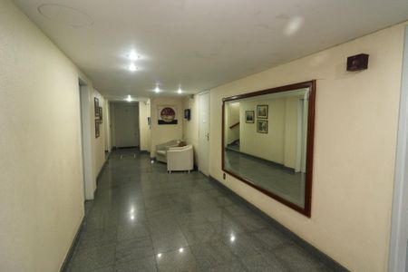 Apartamento à venda com 75m², 1 quarto e sem vaga Apartamento à venda com 75m², 1 quarto e sem vagaÁrea comum - Hall de entrada