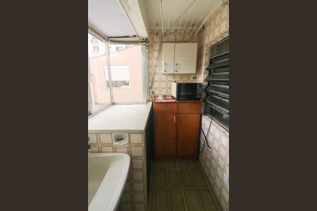 Apartamento à venda com 75m², 1 quarto e sem vaga Apartamento à venda com 75m², 1 quarto e sem vagaÁrea de Serviço