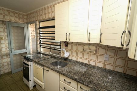 Apartamento à venda com 75m², 1 quarto e sem vaga Apartamento à venda com 75m², 1 quarto e sem vagaCozinha