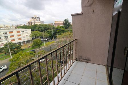 Apartamento à venda com 75m², 1 quarto e sem vaga Apartamento à venda com 75m², 1 quarto e sem vagaSacada 2