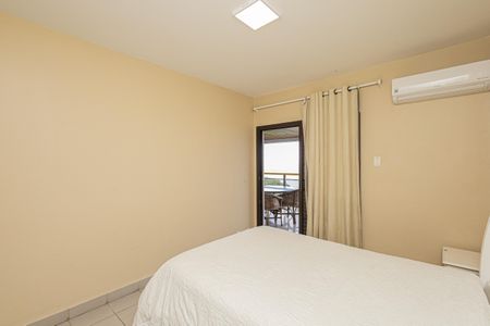 Apartamento para alugar com 180m², 4 quartos e 2 vagas Apartamento para alugar com 180m², 4 quartos e 2 vagasQuarto