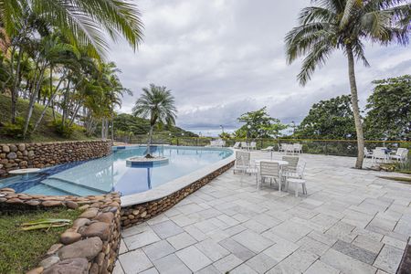 Apartamento para alugar com 180m², 4 quartos e 2 vagas Apartamento para alugar com 180m², 4 quartos e 2 vagasÁrea externa