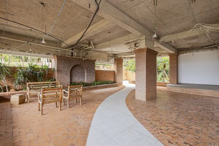 Apartamento para alugar com 180m², 4 quartos e 2 vagas Apartamento para alugar com 180m², 4 quartos e 2 vagasÁrea externa