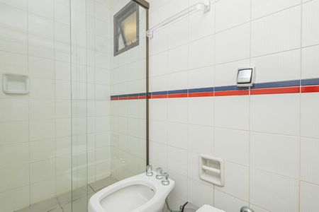 Apartamento para alugar com 180m², 4 quartos e 2 vagas Apartamento para alugar com 180m², 4 quartos e 2 vagasBanheiro