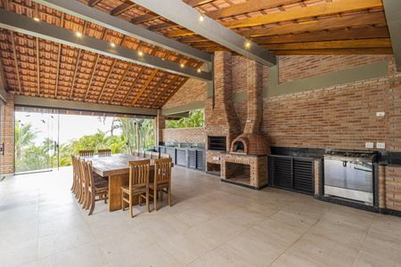 Apartamento para alugar com 180m², 4 quartos e 2 vagas Apartamento para alugar com 180m², 4 quartos e 2 vagasÁrea externa