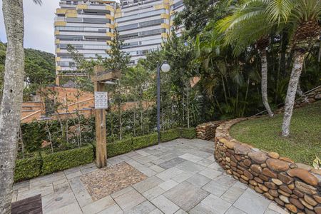 Apartamento para alugar com 180m², 4 quartos e 2 vagas Apartamento para alugar com 180m², 4 quartos e 2 vagasÁrea externa