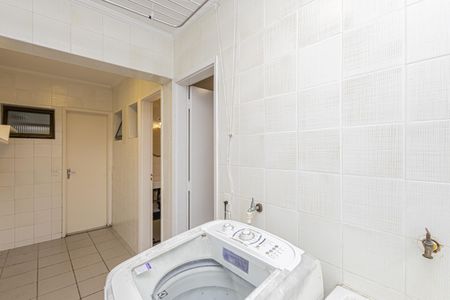 Apartamento para alugar com 180m², 4 quartos e 2 vagas Apartamento para alugar com 180m², 4 quartos e 2 vagasÁrea de serviço