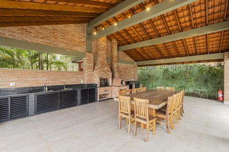 Apartamento para alugar com 180m², 4 quartos e 2 vagas Apartamento para alugar com 180m², 4 quartos e 2 vagasÁrea externa
