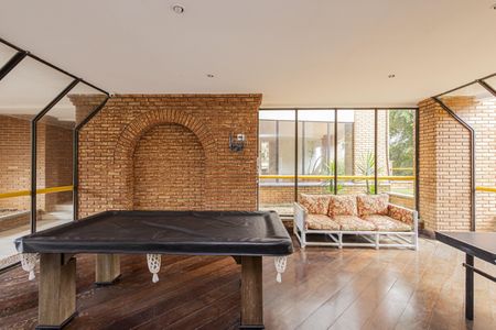 Apartamento para alugar com 180m², 4 quartos e 2 vagas Apartamento para alugar com 180m², 4 quartos e 2 vagasÁrea externa