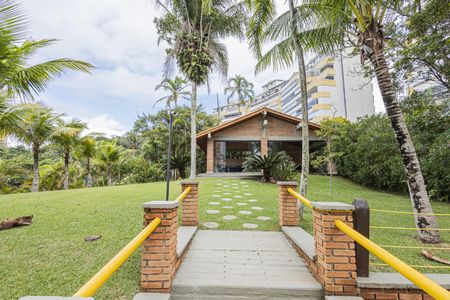 Apartamento para alugar com 180m², 4 quartos e 2 vagas Apartamento para alugar com 180m², 4 quartos e 2 vagasÁrea externa