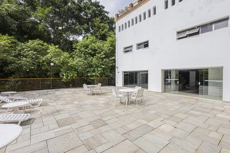 Apartamento para alugar com 180m², 4 quartos e 2 vagas Apartamento para alugar com 180m², 4 quartos e 2 vagasÁrea externa