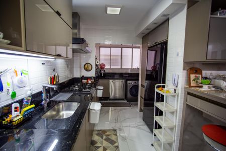 Apartamento para alugar com 108m², 3 quartos e 1 vaga