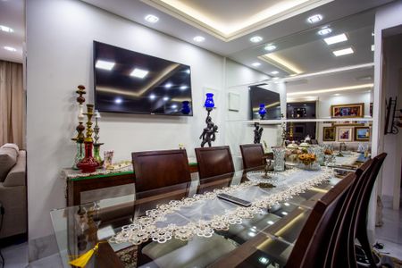 Apartamento para alugar com 108m², 3 quartos e 1 vaga