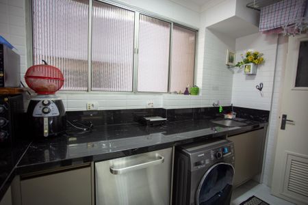 Apartamento para alugar com 108m², 3 quartos e 1 vaga