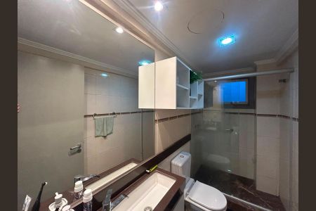 Apartamento à venda com 119m², 3 quartos e 2 vagas Apartamento à venda com 119m², 3 quartos e 2 vagasBanheiro