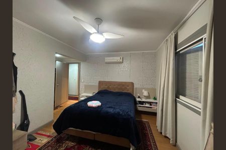 Apartamento à venda com 119m², 3 quartos e 2 vagas Apartamento à venda com 119m², 3 quartos e 2 vagasSuite