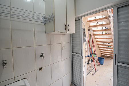 Casa para alugar com 50m², 1 quarto e sem vaga Casa para alugar com 50m², 1 quarto e sem vagaÁrea de Serviço