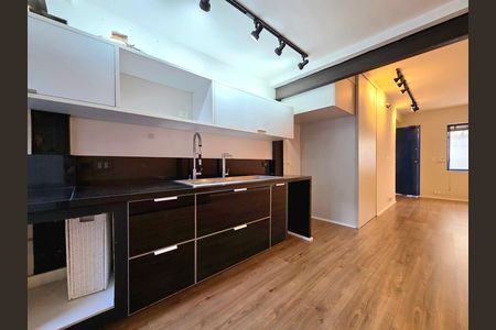 Casa de condomínio à venda com 160m², 2 quartos e 1 vaga Casa de condomínio à venda com 160m², 2 quartos e 1 vagaCozinha