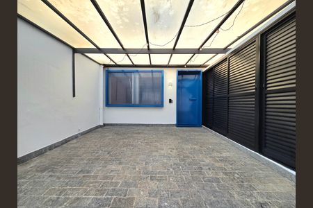 Casa de condomínio à venda com 160m², 2 quartos e 1 vaga Casa de condomínio à venda com 160m², 2 quartos e 1 vagaGaragem