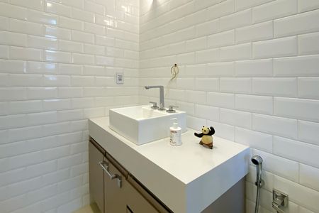 Casa de condomínio à venda com 1205m², 5 quartos e 4 vagas Casa de condomínio à venda com 1205m², 5 quartos e 4 vagasBanheiro da Suíte 2
