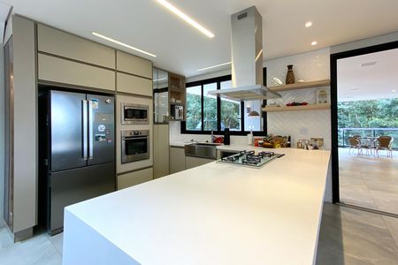 Casa de condomínio à venda com 1205m², 5 quartos e 4 vagas Casa de condomínio à venda com 1205m², 5 quartos e 4 vagasCozinha