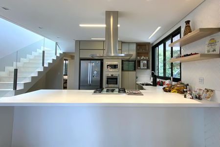 Casa de condomínio à venda com 1205m², 5 quartos e 4 vagas Casa de condomínio à venda com 1205m², 5 quartos e 4 vagasCozinha