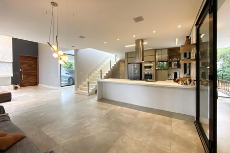 Casa de condomínio à venda com 1205m², 5 quartos e 4 vagas Casa de condomínio à venda com 1205m², 5 quartos e 4 vagasSala de Jantar