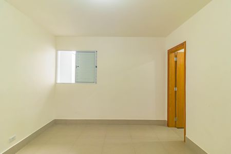 Casa para alugar com 60m², 2 quartos e 1 vaga
