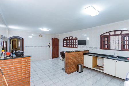 Casa à venda com 184m², 3 quartos e 3 vagas Casa à venda com 184m², 3 quartos e 3 vagasCopa e cozinha