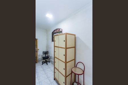 Casa à venda com 184m², 3 quartos e 3 vagas Casa à venda com 184m², 3 quartos e 3 vagasQuarto de Serviço