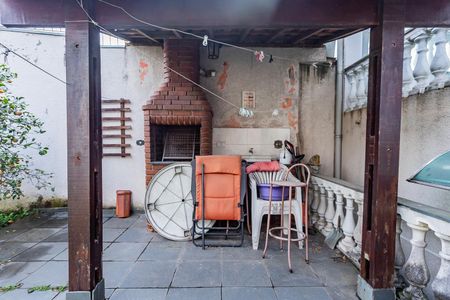 Casa à venda com 184m², 3 quartos e 3 vagas Casa à venda com 184m², 3 quartos e 3 vagasChurrasqueira