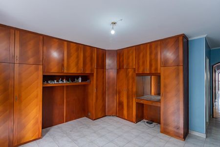 Casa à venda com 184m², 3 quartos e 3 vagas Casa à venda com 184m², 3 quartos e 3 vagasSuite