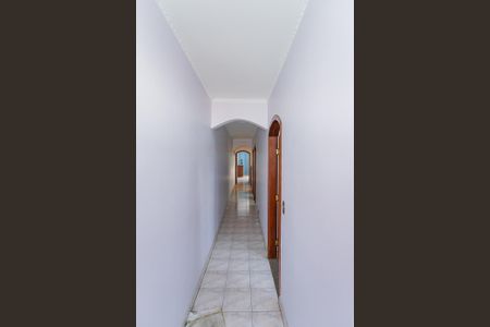 Casa à venda com 184m², 3 quartos e 3 vagas Casa à venda com 184m², 3 quartos e 3 vagasCorredor
