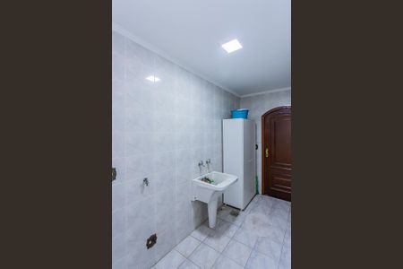 Casa à venda com 184m², 3 quartos e 3 vagas Casa à venda com 184m², 3 quartos e 3 vagasÁrea de Serviço