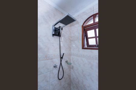 Casa à venda com 184m², 3 quartos e 3 vagas Casa à venda com 184m², 3 quartos e 3 vagasBanheiro