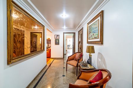 Apartamento à venda com 277m², 3 quartos e 2 vagas Apartamento à venda com 277m², 3 quartos e 2 vagasSala